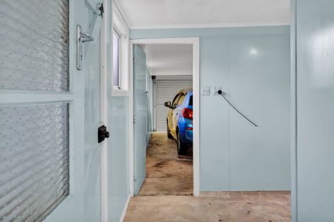Photo of property in 23 Hinau Street, Inglewood, 4330