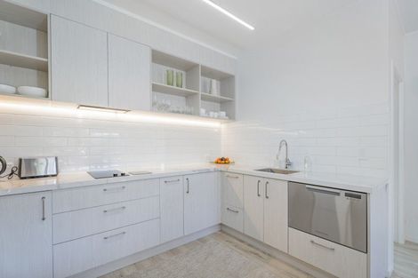 Photo of property in 102 South Highway East, Whitianga, 3510