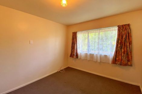 Photo of property in 27 Glendene Avenue, Glendene, Auckland, 0602