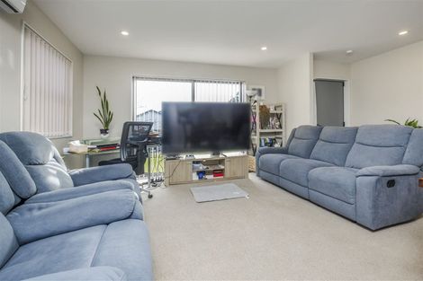 Photo of property in 15 Totara Meadows Court, Wiri, Auckland, 2104