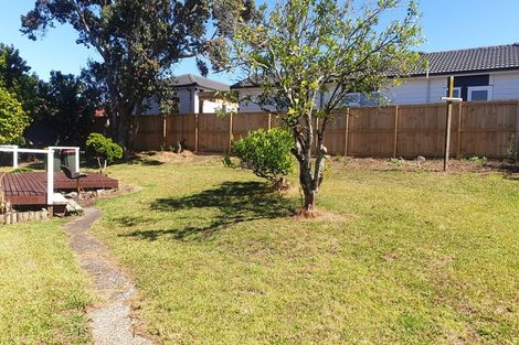 Photo of property in 308 Roscommon Road, Clendon Park, Auckland, 2103