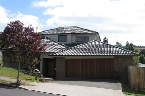 Photo of property in 33 Woodridge Avenue, Northcross, Auckland, 0630