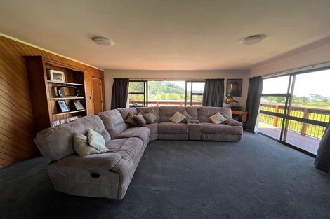 Photo of property in 105 Oakura Road, Oakura, Hikurangi, 0184