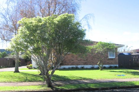 Photo of property in 2/17 Edorvale Avenue, Manukau, Auckland, 2025