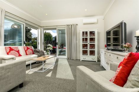 Photo of property in 7 Waiarohia Place, Hobsonville, Auckland, 0616