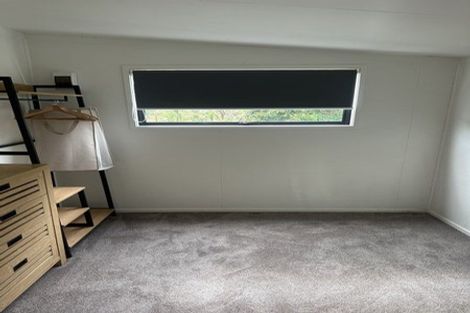 Photo of property in 8 Glendawn Place, Bayview, Auckland, 0629