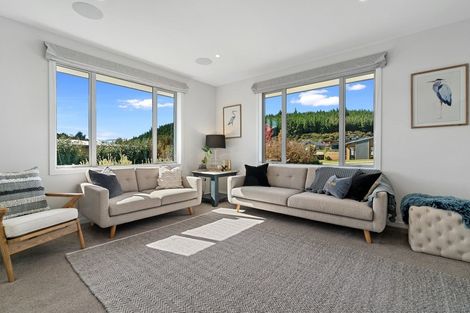 Photo of property in 63 Minaret Ridge, Wanaka, 9305