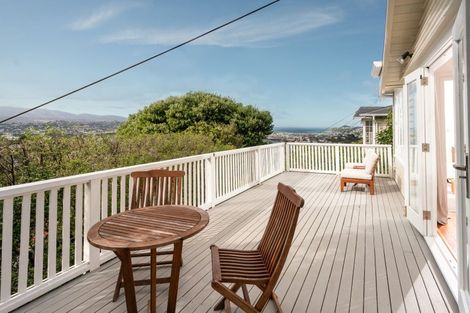 Photo of property in 52 Rakau Road, Hataitai, Wellington, 6021