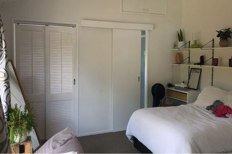 Photo of property in 6 Philip Place, Hillcrest, Auckland, 0627