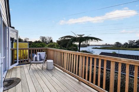 Photo of property in 2/36 Koromiko Street, New Lynn, Auckland, 0600