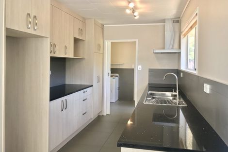 Photo of property in 5 Arde Place, Massey, Auckland, 0614