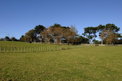 Photo of property in 1960 East Coast Road, Stillwater, Silverdale, 0993