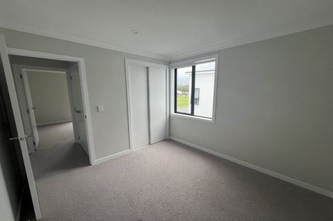 Photo of property in 21 Koura Drive, Red Beach, 0932