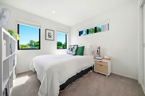 Photo of property in 118c Mount Smart Road, Onehunga, Auckland, 1061