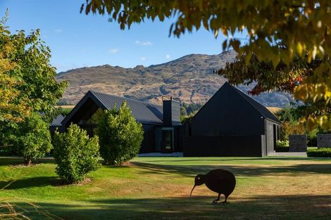 Photo of property in 3/130 Domain Road, Speargrass Flat, Queenstown, 9371