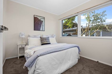 Photo of property in 2/62 Abbotts Way, Remuera, Auckland, 1050