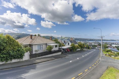 Photo of property in 18 Lachlan Avenue, North Dunedin, Dunedin, 9016
