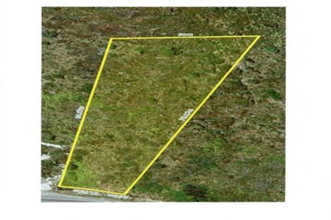 Photo of property in 50 Moa Point Road, Moa Point, Wellington, 6022