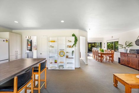 Photo of property in 106 Kowhai Avenue, Matarangi, Whitianga, 3592