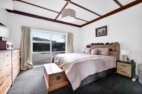 Photo of property in 34 Kawei Road, Ohawe, Hawera, 4671