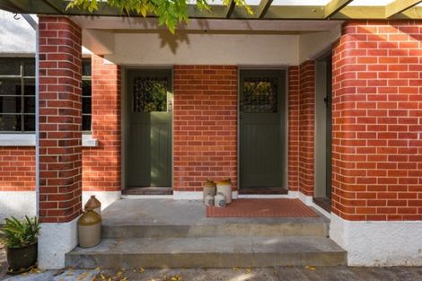 Photo of property in 18 Newgate Street, Picton, 7220