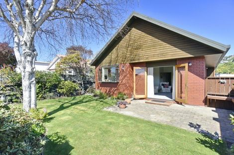 Photo of property in 1/164 Main Road, Redcliffs, Christchurch, 8081