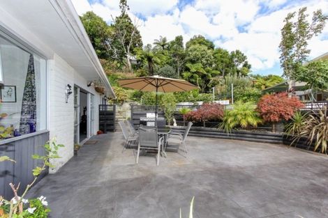 Photo of property in 2/12 Ambury Place, Merrilands, New Plymouth, 4312