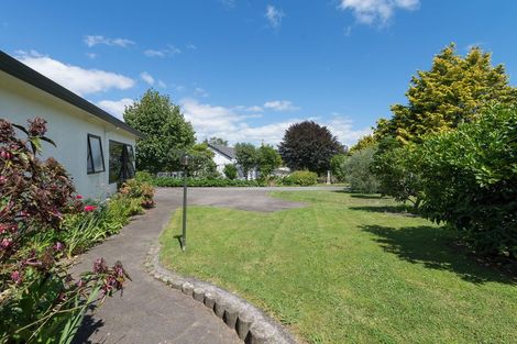 Photo of property in 80 Grand Vue Road, Kawaha Point, Rotorua, 3010