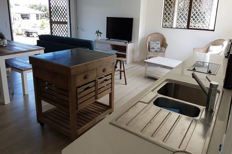 Photo of property in 3 Caroline Heights, Omaha, 0986