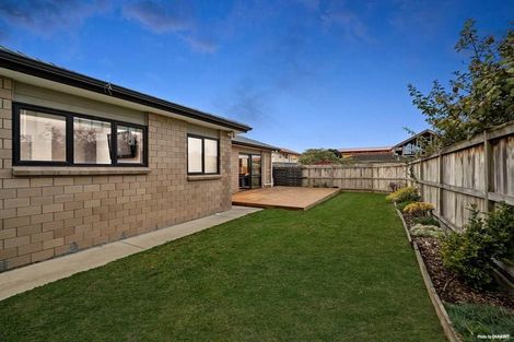Photo of property in 9 View Road, Mangere, Auckland, 2022