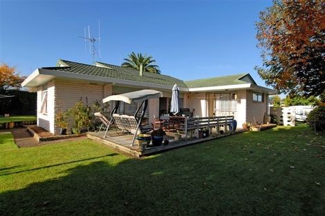 Photo of property in 132 Totara Drive, Pukete, Hamilton, 3200