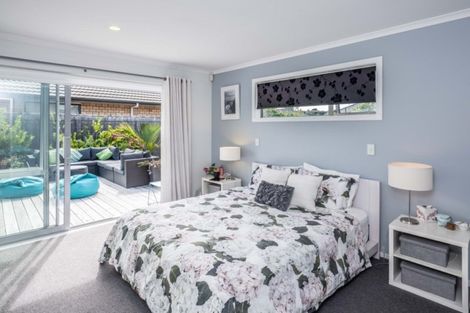 Photo of property in 33 Campion Road, Waikanae Beach, Waikanae, 5036