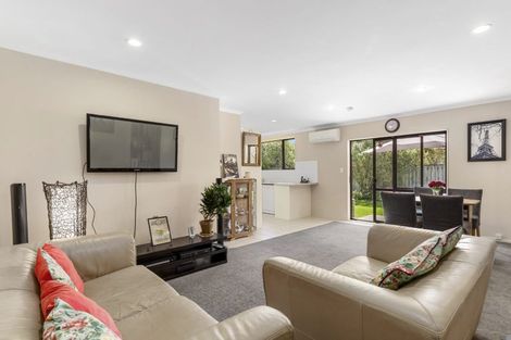 Photo of property in 12 Joe F Stanley Place, Otahuhu, Auckland, 1062