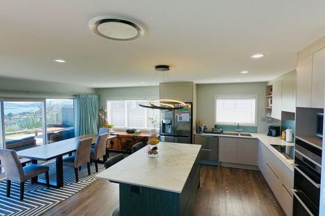 Photo of property in 36 Queen Charlotte Drive, Aotea, Porirua, 5024