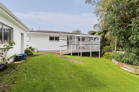 Photo of property in 20 Mayfair Place, Westown, New Plymouth, 4310