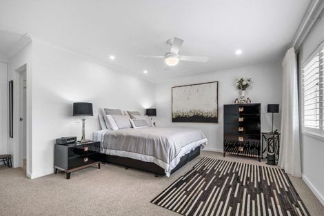 Photo of property in 14 Kensington Drive, Orewa, 0931