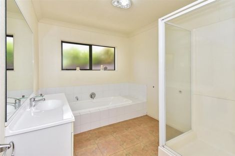 Photo of property in 15 Sunset Drive, Pukekohe, 2120