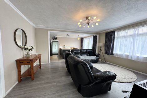 Photo of property in 75 Stortford Street, Ashhurst, 4810