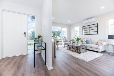 Photo of property in 17 Jeroboam Loop, Kumeu, 0810