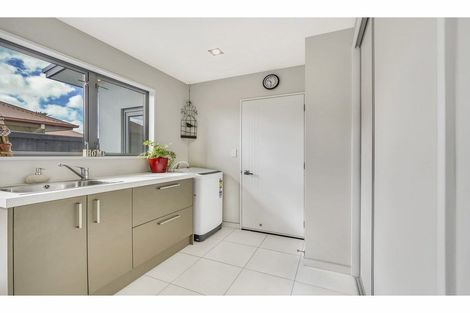 Photo of property in 27 Sovereign Boulevard, Kaiapoi, 7630