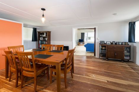 Photo of property in 21 Lee Road, Hannahs Bay, Rotorua, 3010