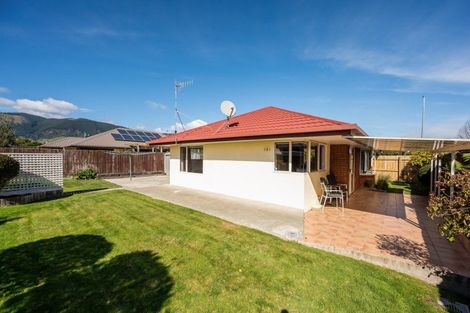 Photo of property in 22 Coleridge Place, Stoke, Nelson, 7011