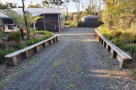 Photo of property in 3 William Pitcher Place, Greenhithe, Auckland, 0632