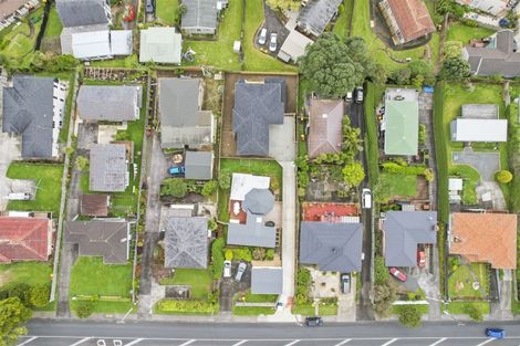 Photo of property in 18a Orams Road, Hillpark, Auckland, 2102