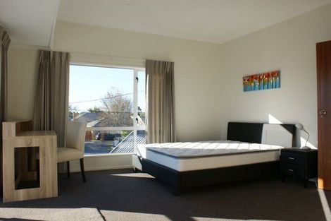 Photo of property in 389 Yaldhurst Road, Russley, Christchurch, 8042