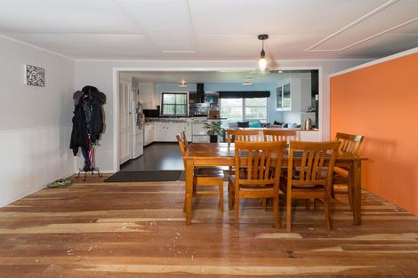 Photo of property in 21 Lee Road, Hannahs Bay, Rotorua, 3010