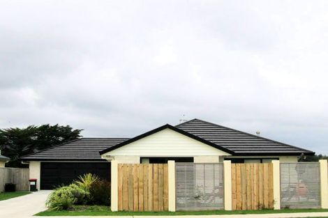 Photo of property in 84 The Drive, Paraparaumu Beach, Paraparaumu, 5032