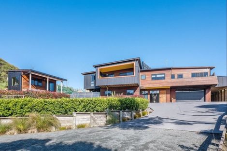 Photo of property in 88a Paetawa Road, Peka Peka, Waikanae, 5391