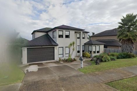 Photo of property in 16 Keating Rise, Northcross, Auckland, 0632