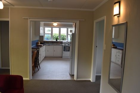 Photo of property in 75 Victoria Street, Carterton, 5713